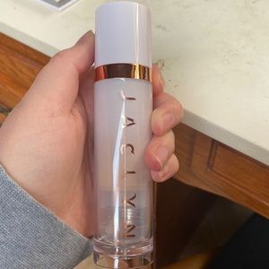 Jaclyn cosmetics foundation